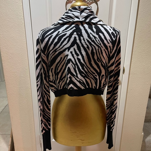 Zebra shrug - Picture 2 of 2